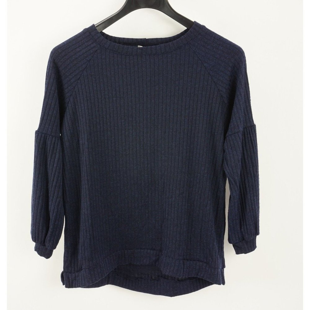 New Status by Chenault Women's Size M Blue Rib Textured Knit Crew Lantern Top